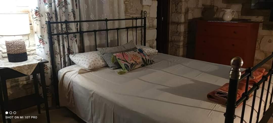Polis Aliki'S House 1+ 2旅馆 外观 照片
