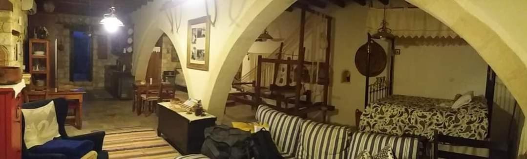 Polis Aliki'S House 1+ 2旅馆 外观 照片